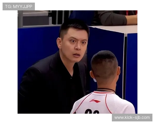 主场球迷高喊“黑哨”,浙江稠州俱乐部被CBA官方予以警告 主场球迷高喊“黑哨”,浙江稠州俱乐部被CBA官方予以警告